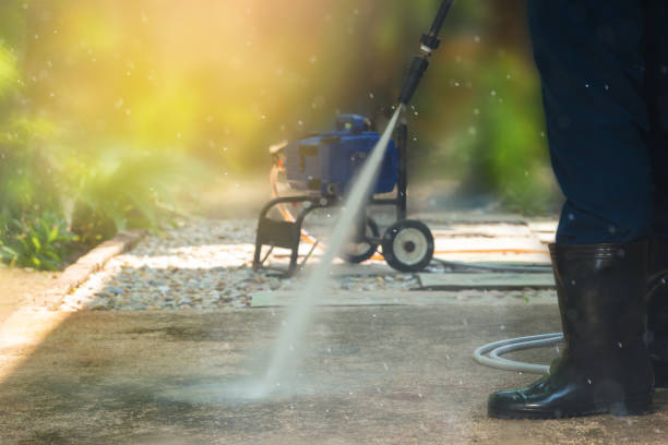 Best Patio and Deck Pressure Washing  in Town And Country, MO